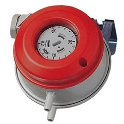 8800099060 Novus HUBA 604 Dif. pressure Switch, 3 Aac relay out  10-50 mbar  (4 to 20 in H2O)